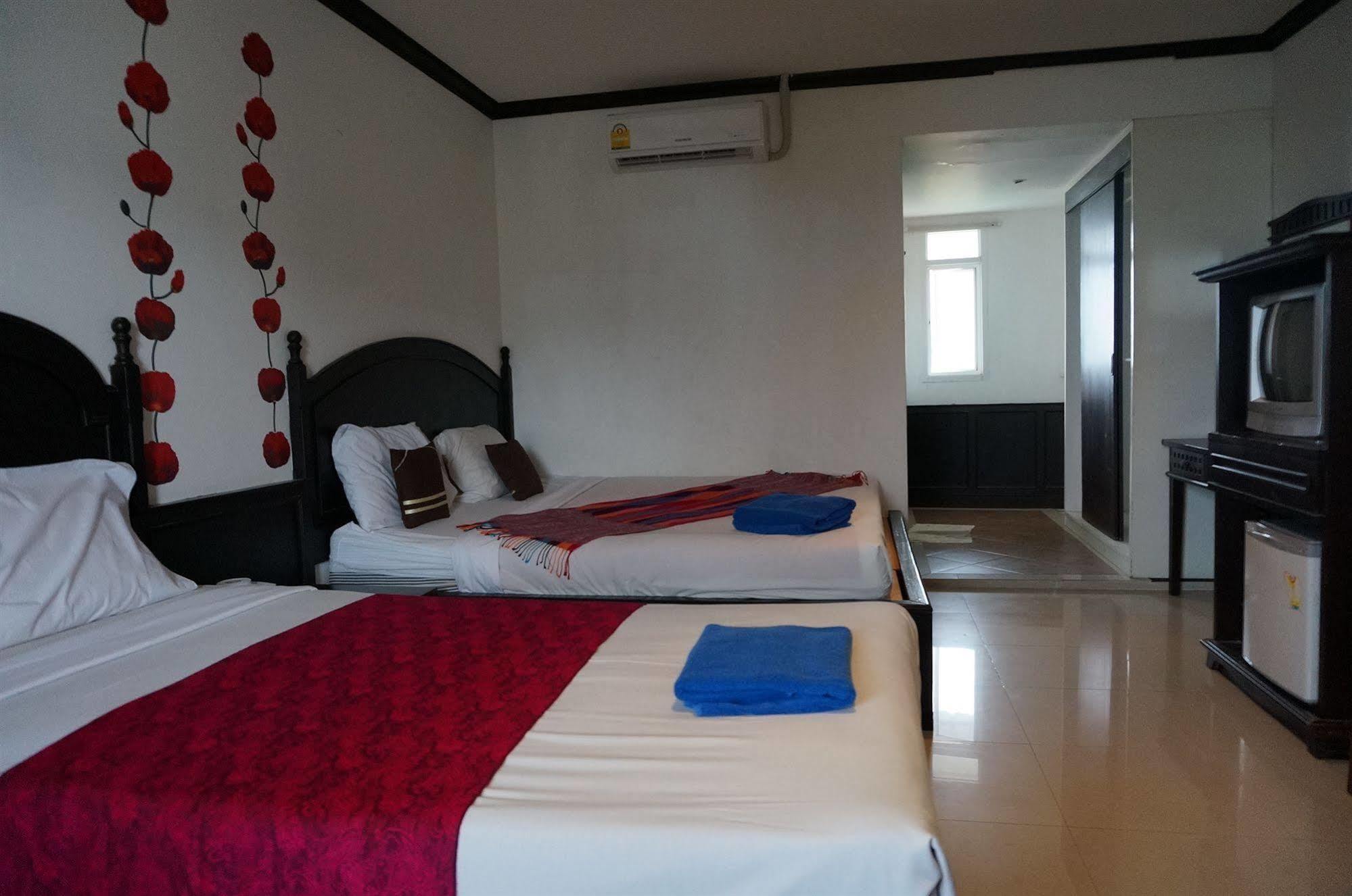 Sand Inn Hotel Хуа Хин Екстериор снимка